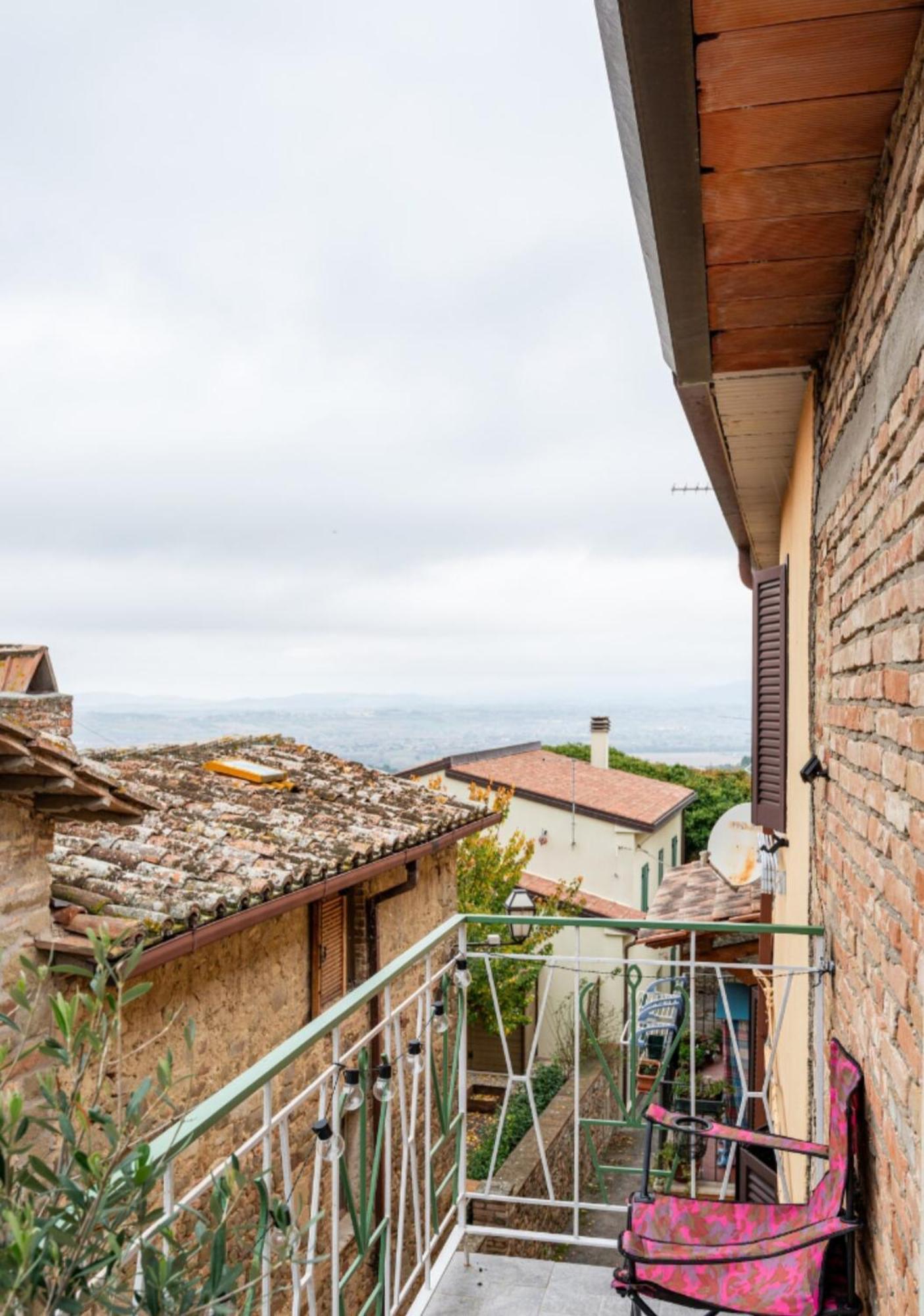 Casa Il Sole, Vicino Deruta Assisi Perugia Monte Falco Εξωτερικό φωτογραφία